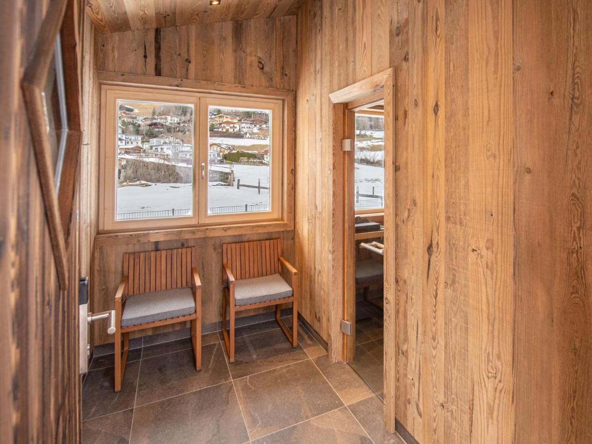 Apartment In Wald Im Pinzgau With A Carport Exterior foto